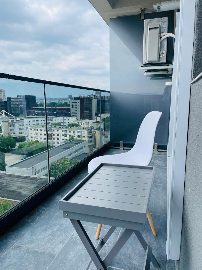 Q Royal Apartment - Palas Center Jászvásár Kültér fotó